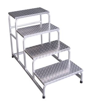 Montagetrap 4 treeds