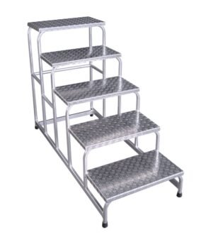 Montagetrap 5 treeds