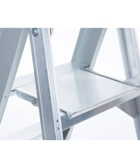 Detailfoto van eurostairs bordestrap ingezoomd op het plateau